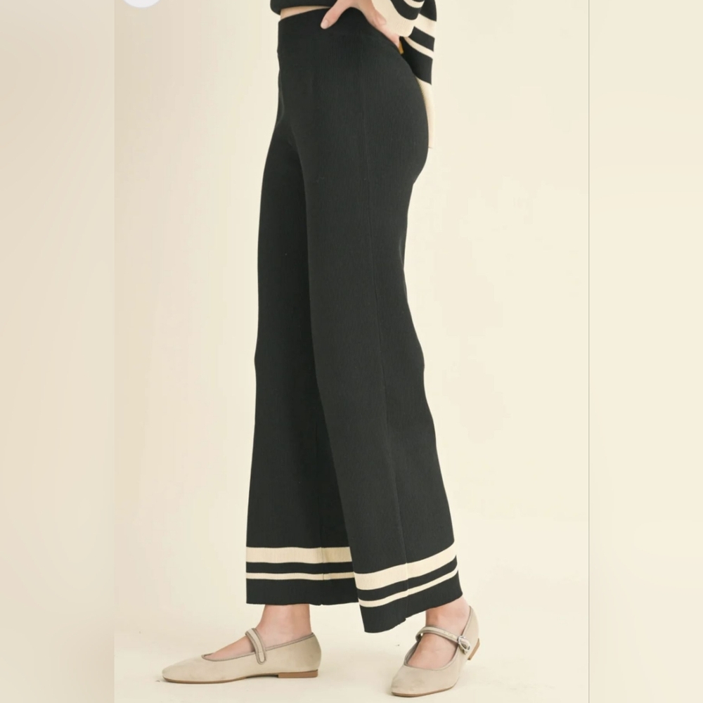 Black Wide-Leg Knit Pants with Contrast Stripe